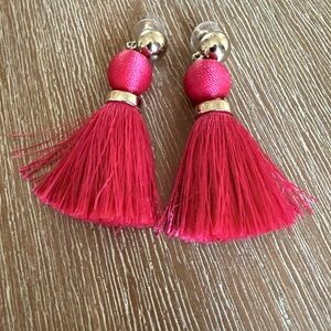 NWOT, Banana Republic pink tassel earrings
